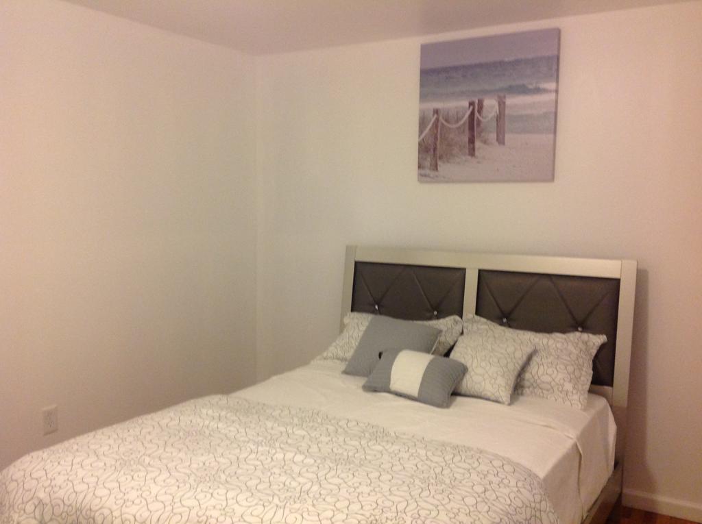 Mojoy Homesuites At Runyon Ньюарк Экстерьер фото