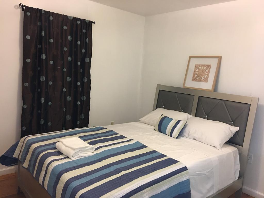 Mojoy Homesuites At Runyon Ньюарк Экстерьер фото